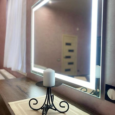 Apartment Жд Вокзал, Центр リヴィウ エクステリア 写真