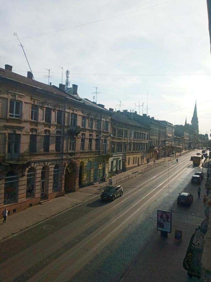 Apartment Жд Вокзал, Центр リヴィウ エクステリア 写真