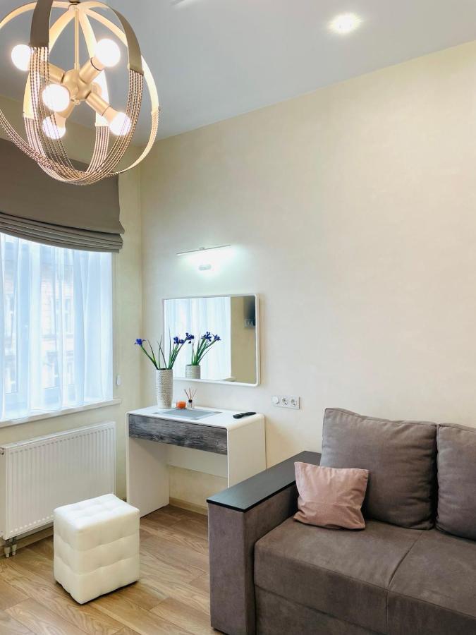 Apartment Жд Вокзал, Центр リヴィウ エクステリア 写真