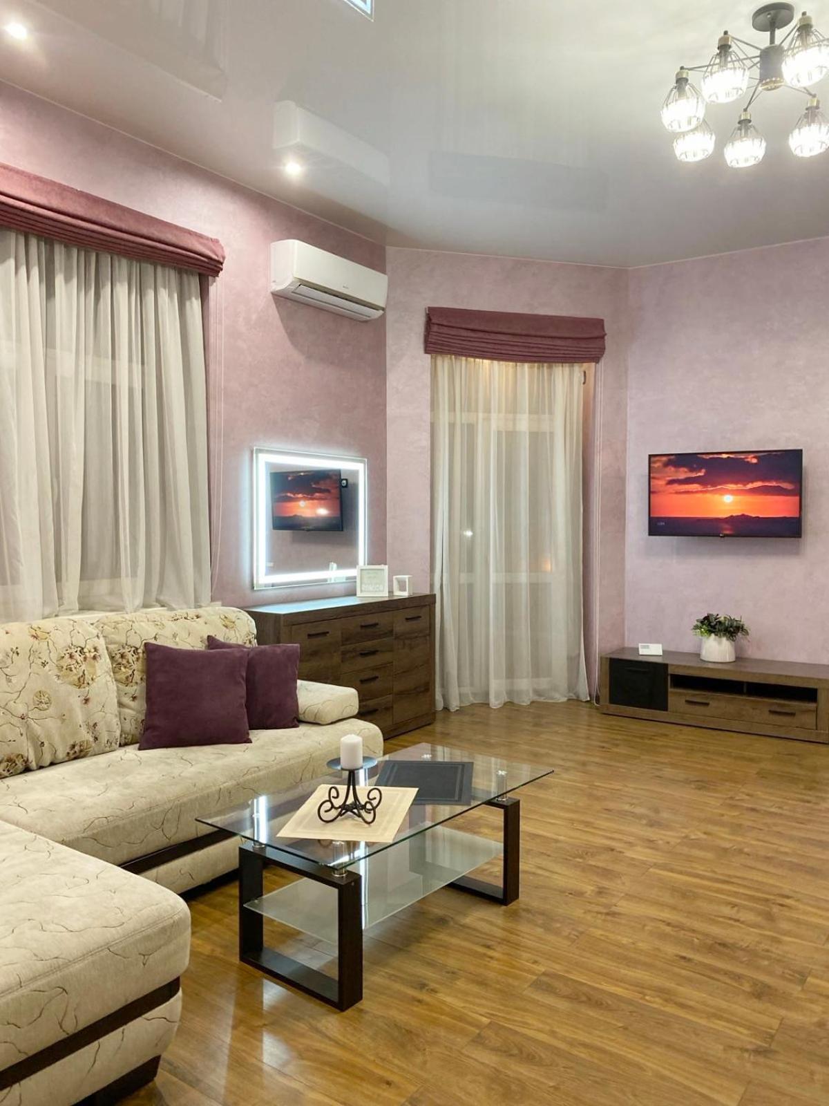 Apartment Жд Вокзал, Центр リヴィウ エクステリア 写真